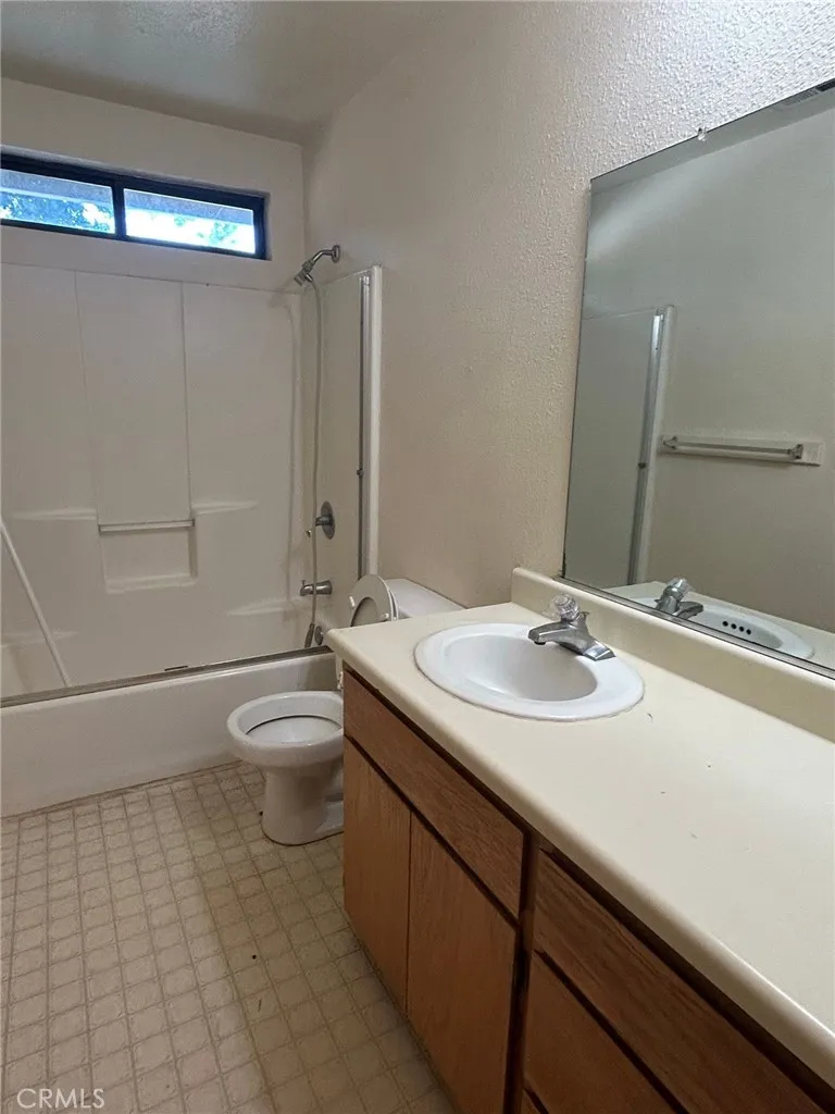 1020 W 4th Street Chico, CA 95928