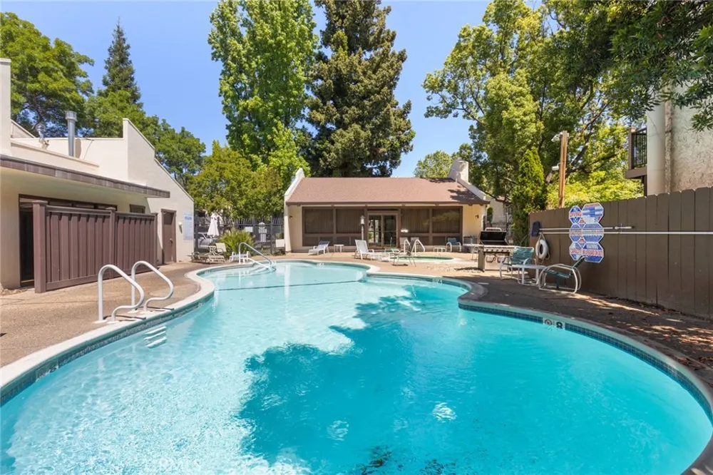 555 Vallombrosa #86 Chico, CA 95926