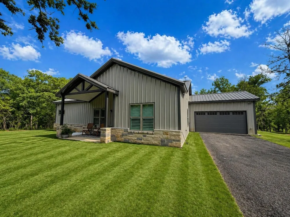 176 Cr 770 Donie, TX 75838