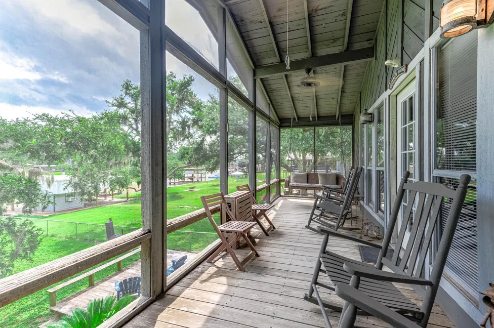 134 Private Road 652 Sargent, TX 77414