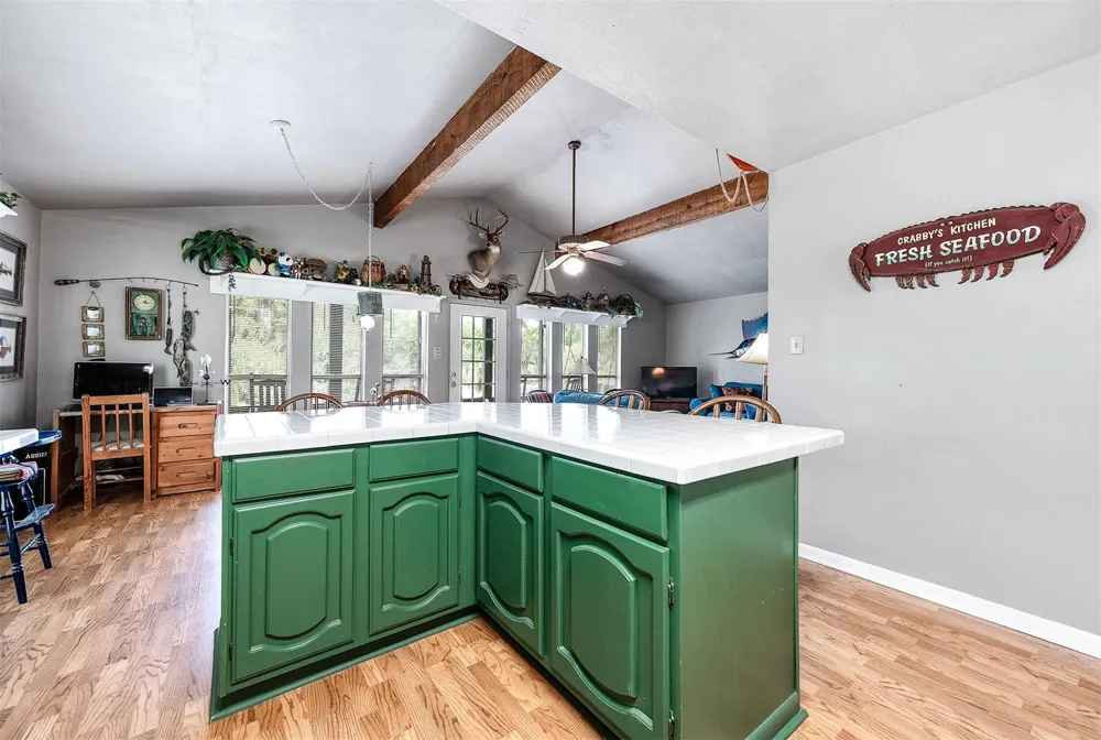 134 Private Road 652 Sargent, TX 77414
