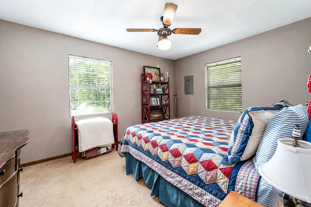 134 Private Road 652 Sargent, TX 77414
