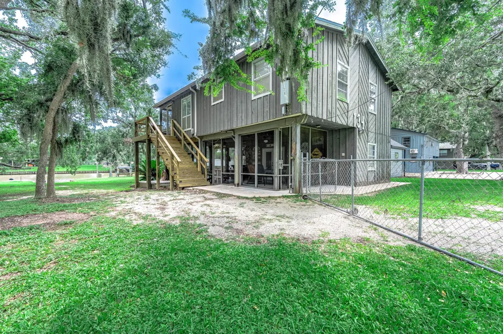 134 Private Road 652 Sargent, TX 77414