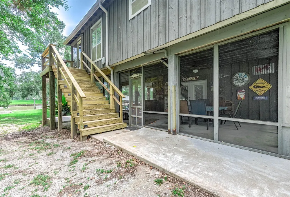 134 Private Road 652 Sargent, TX 77414