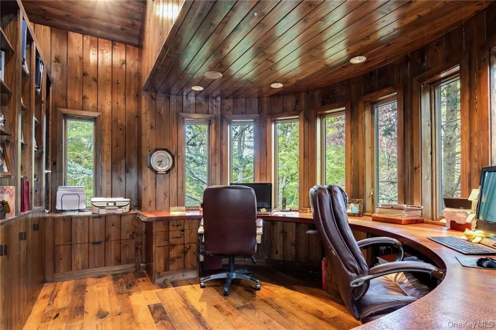 217 Trinity Pass Pound Ridge, NY 10576