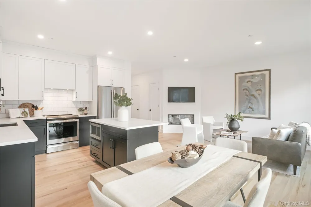 2040 Crompond Road #21 Yorktown Heights, NY 10598
