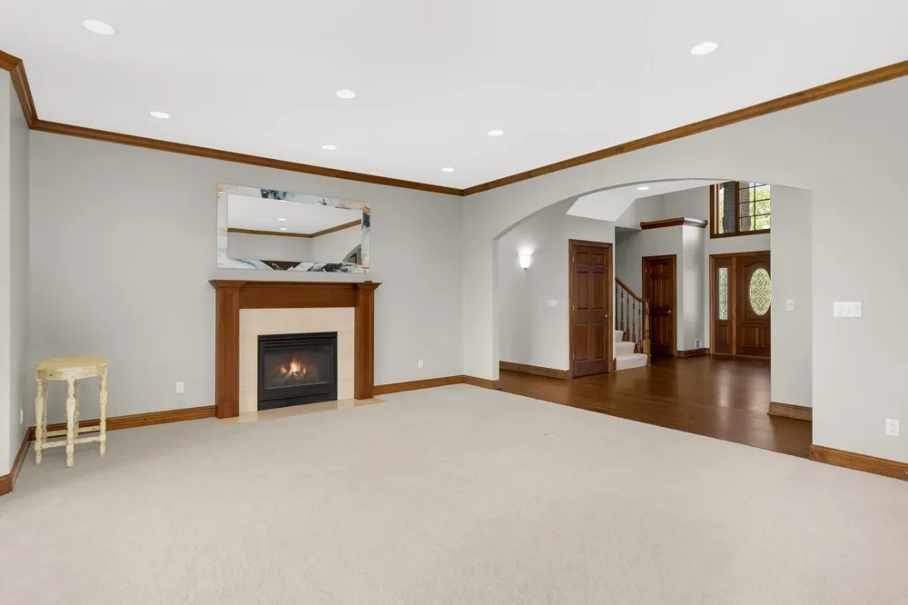 2437 Sunset Court Little Canada, MN 55117
