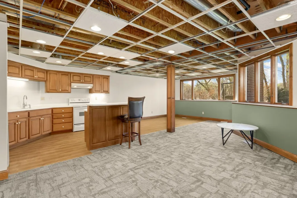 2437 Sunset Court Little Canada, MN 55117