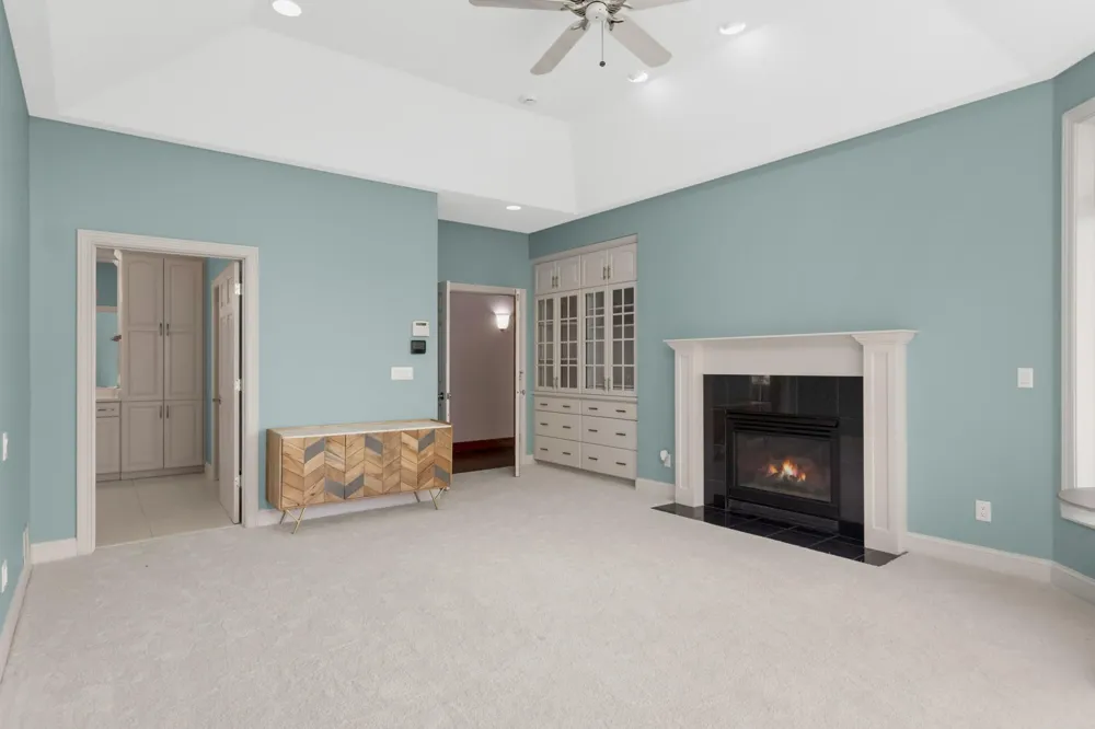 2437 Sunset Court Little Canada, MN 55117