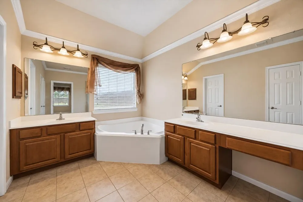 13703 Hudson Court Sugar Land, TX 77498