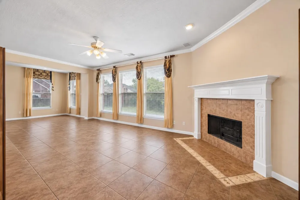13703 Hudson Court Sugar Land, TX 77498