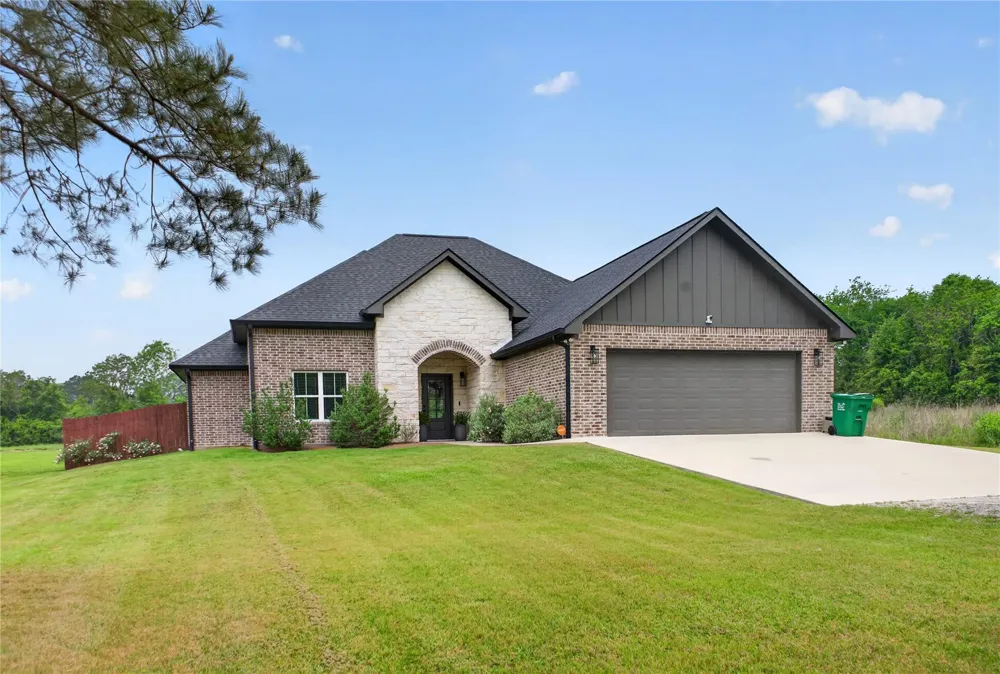 6436 Fm 326 Lufkin, TX 75901