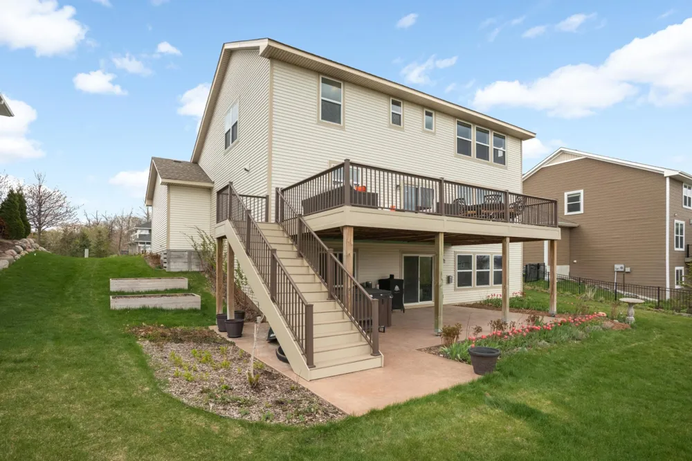8415 Krey Lake Court Victoria, MN 55386