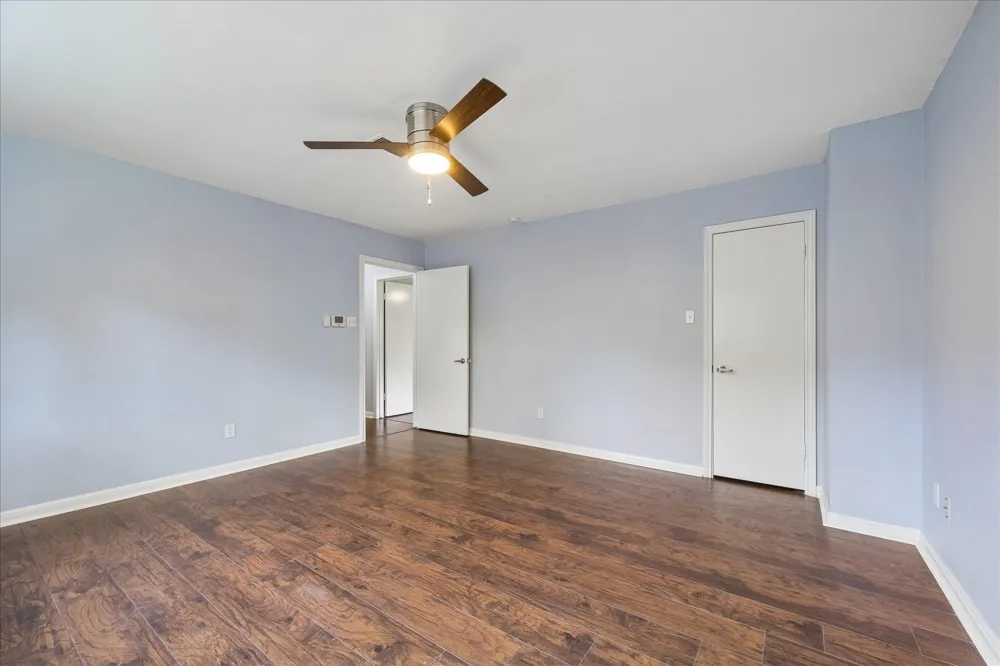 427 Biscayne Boulevard El Lago, TX 77586