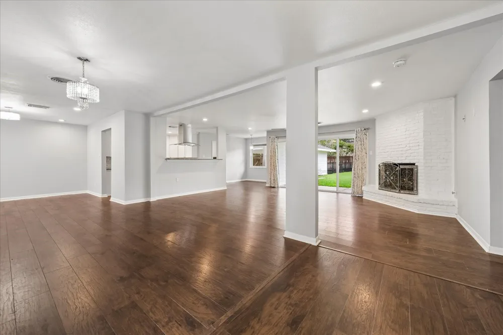 427 Biscayne Boulevard El Lago, TX 77586