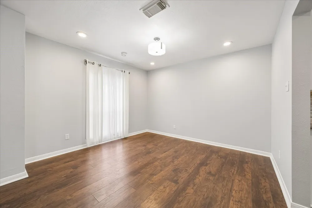 427 Biscayne Boulevard El Lago, TX 77586