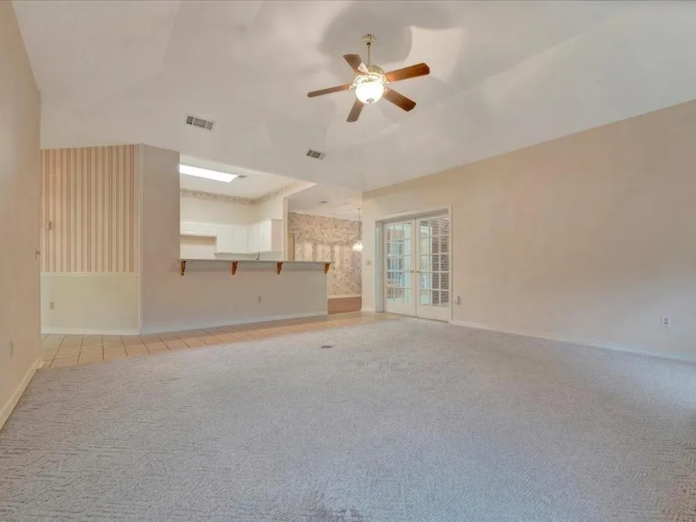 8 Columbia Court Lufkin, TX 75901