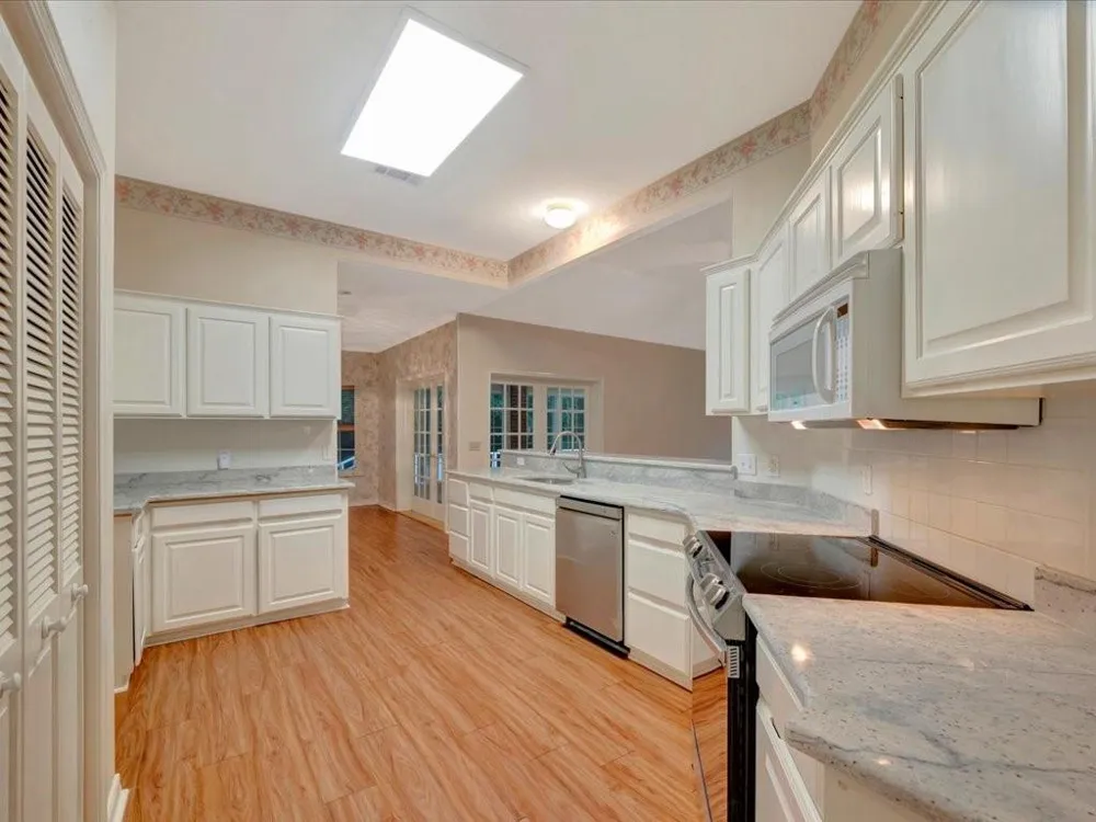 8 Columbia Court Lufkin, TX 75901