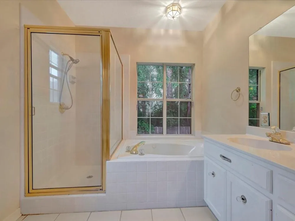 8 Columbia Court Lufkin, TX 75901