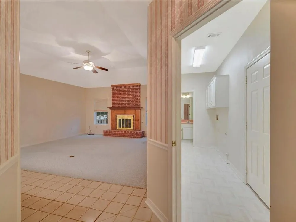 8 Columbia Court Lufkin, TX 75901
