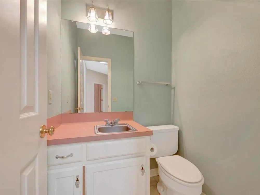 8 Columbia Court Lufkin, TX 75901