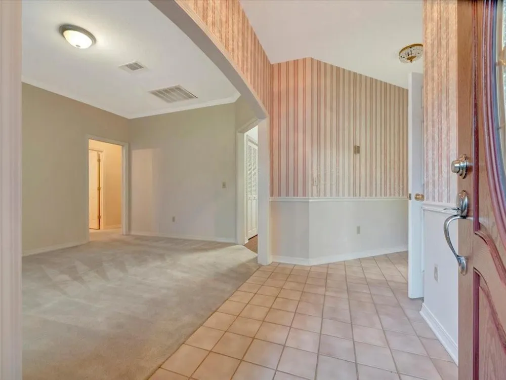 8 Columbia Court Lufkin, TX 75901