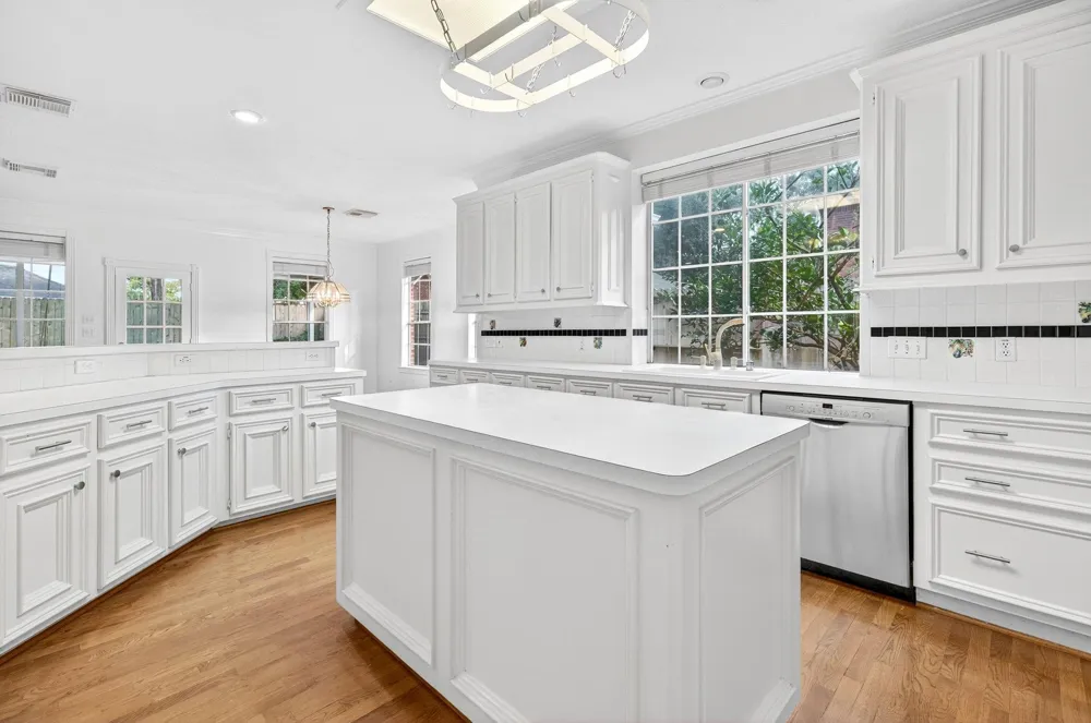 1022 Pinewood Lane Seabrook, TX 77586