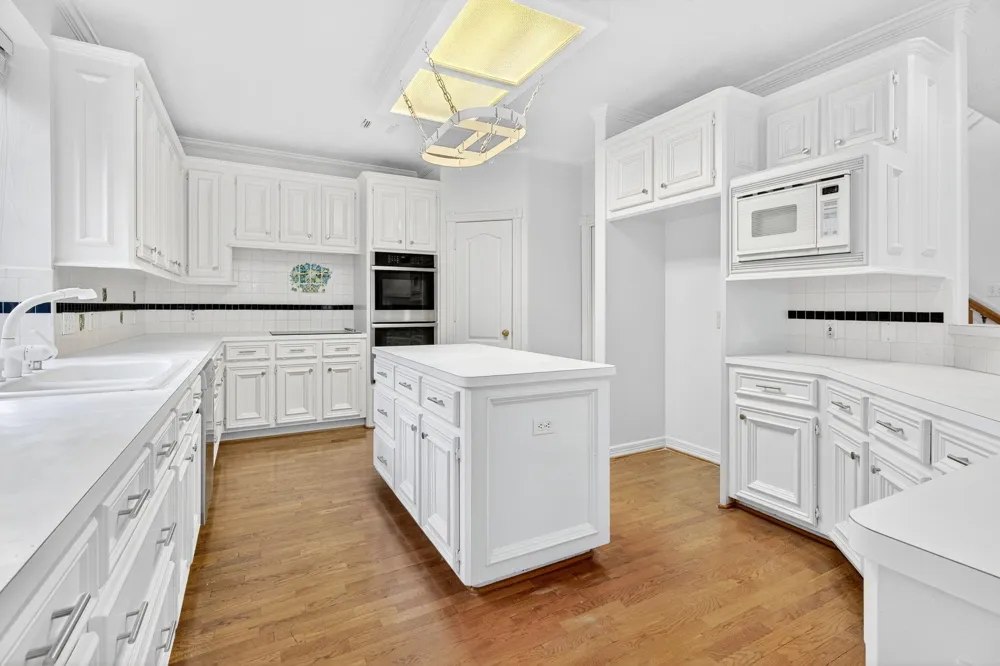 1022 Pinewood Lane Seabrook, TX 77586