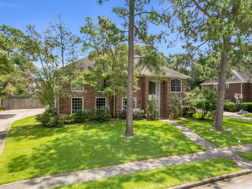 1022 Pinewood Lane Seabrook, TX 77586