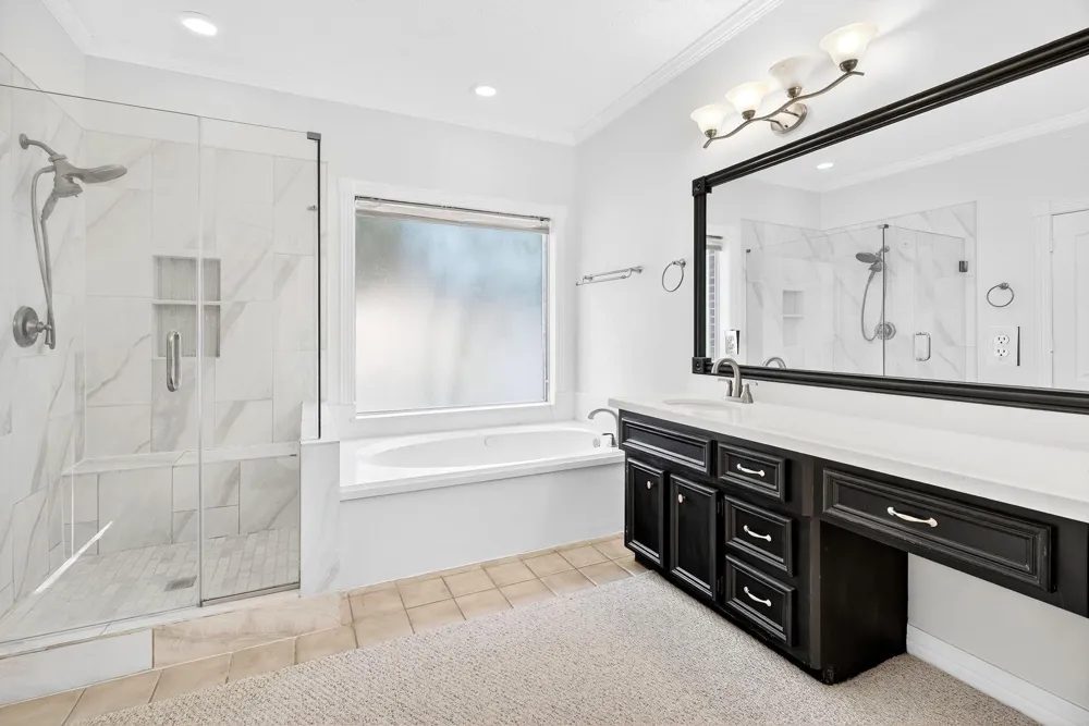 1022 Pinewood Lane Seabrook, TX 77586