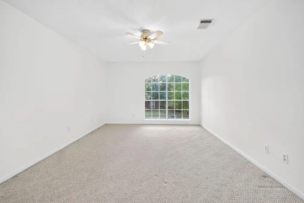 1022 Pinewood Lane Seabrook, TX 77586