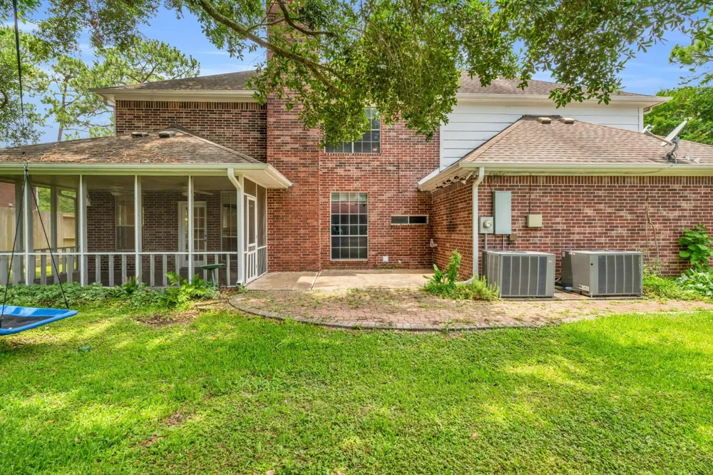 1022 Pinewood Lane Seabrook, TX 77586