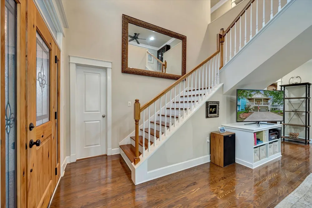 222 Oak Road Road Clear Lake Shores, TX 77565