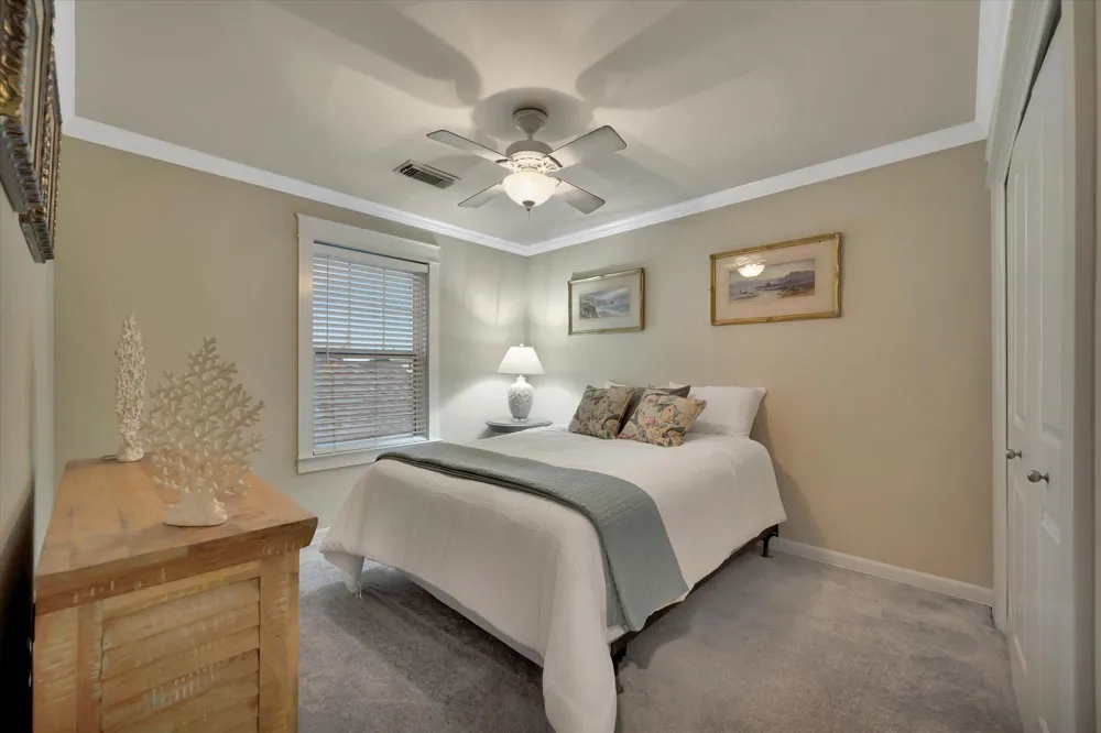 222 Oak Road Road Clear Lake Shores, TX 77565