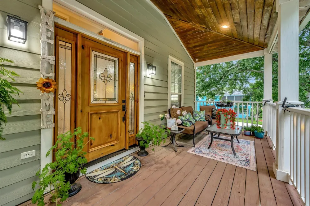 222 Oak Road Road Clear Lake Shores, TX 77565