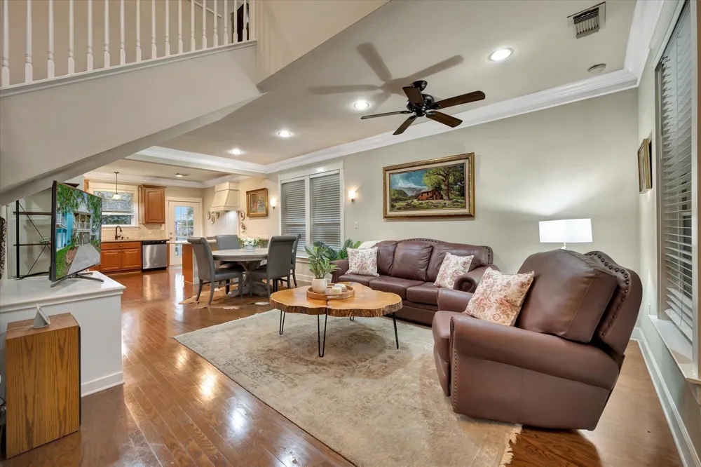 222 Oak Road Road Clear Lake Shores, TX 77565