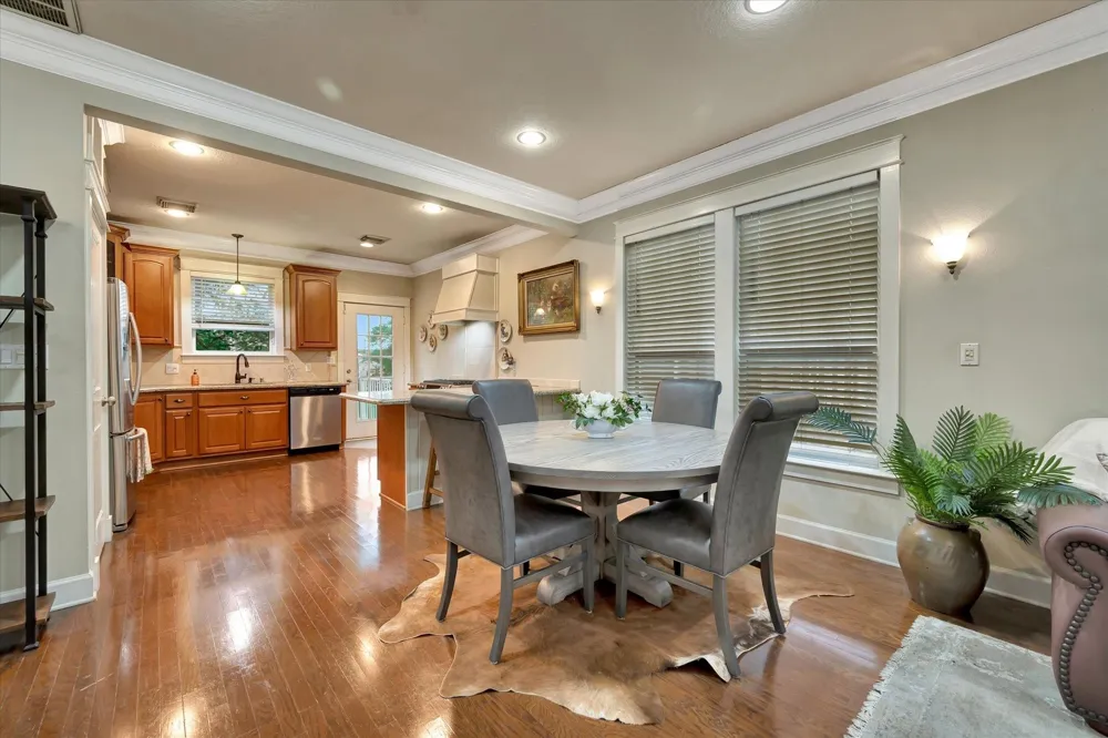 222 Oak Road Road Clear Lake Shores, TX 77565