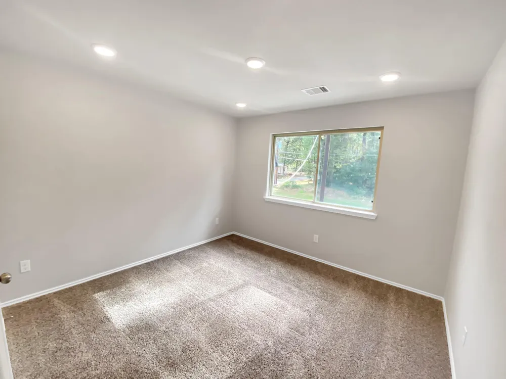 807 Comanche Road Conroe, TX 77316