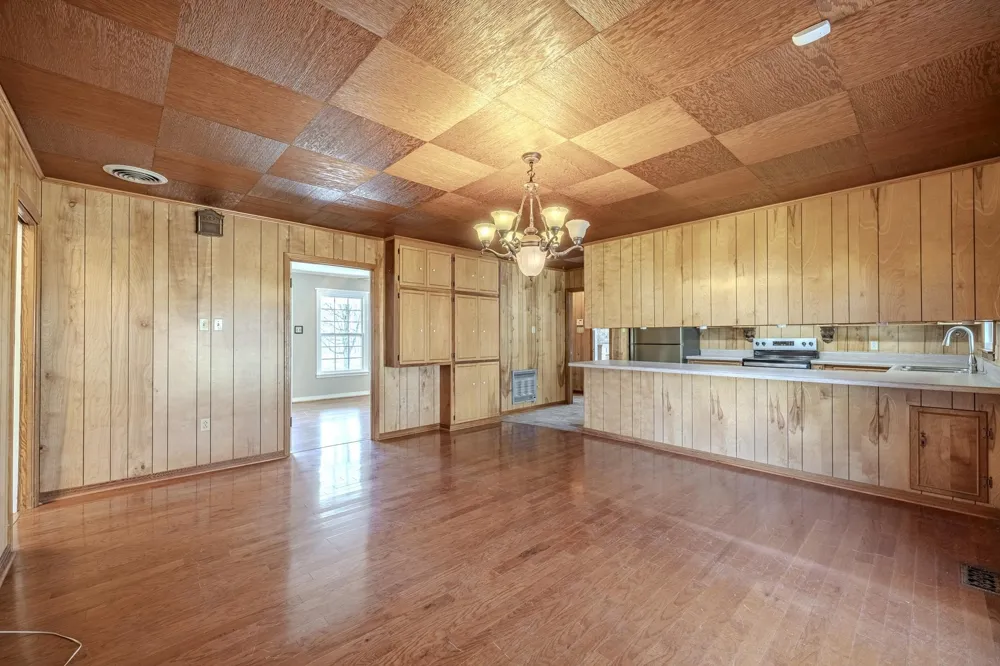 9265 Hwy 128 Savannah, TN 38372