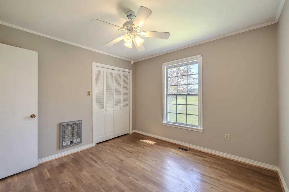 9265 Hwy 128 Savannah, TN 38372