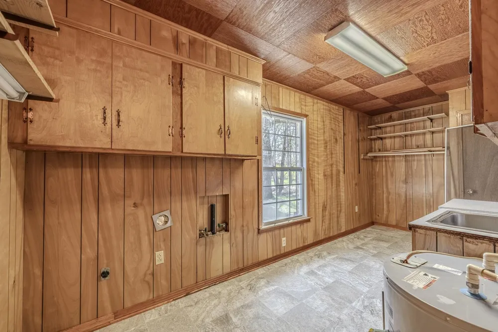 9265 Hwy 128 Savannah, TN 38372