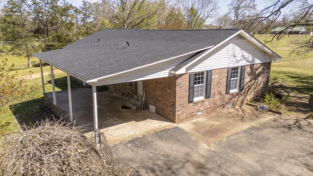 9265 Hwy 128 Savannah, TN 38372