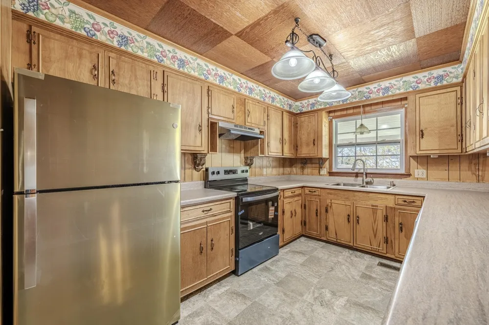9265 Hwy 128 Savannah, TN 38372