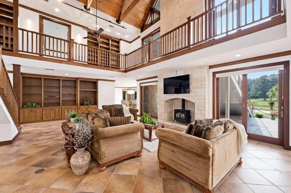 43 Pool Road Richards, TX 77873