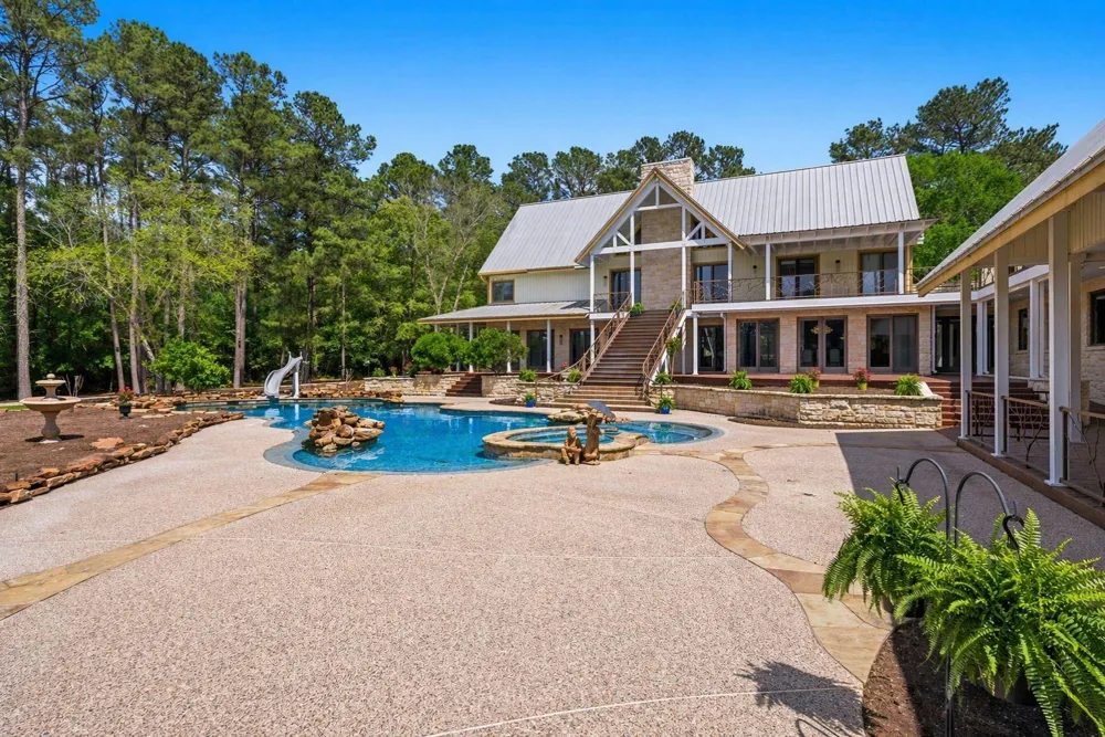 43 Pool Road Richards, TX 77873