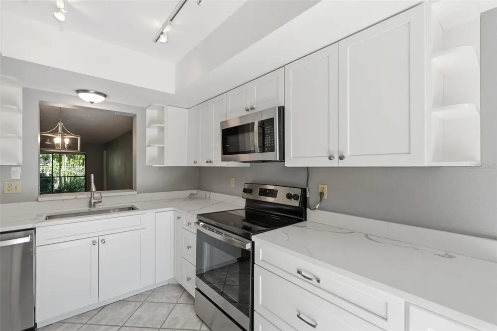 3163 LANDMARK DRIVE #615 Clearwater, FL 33761