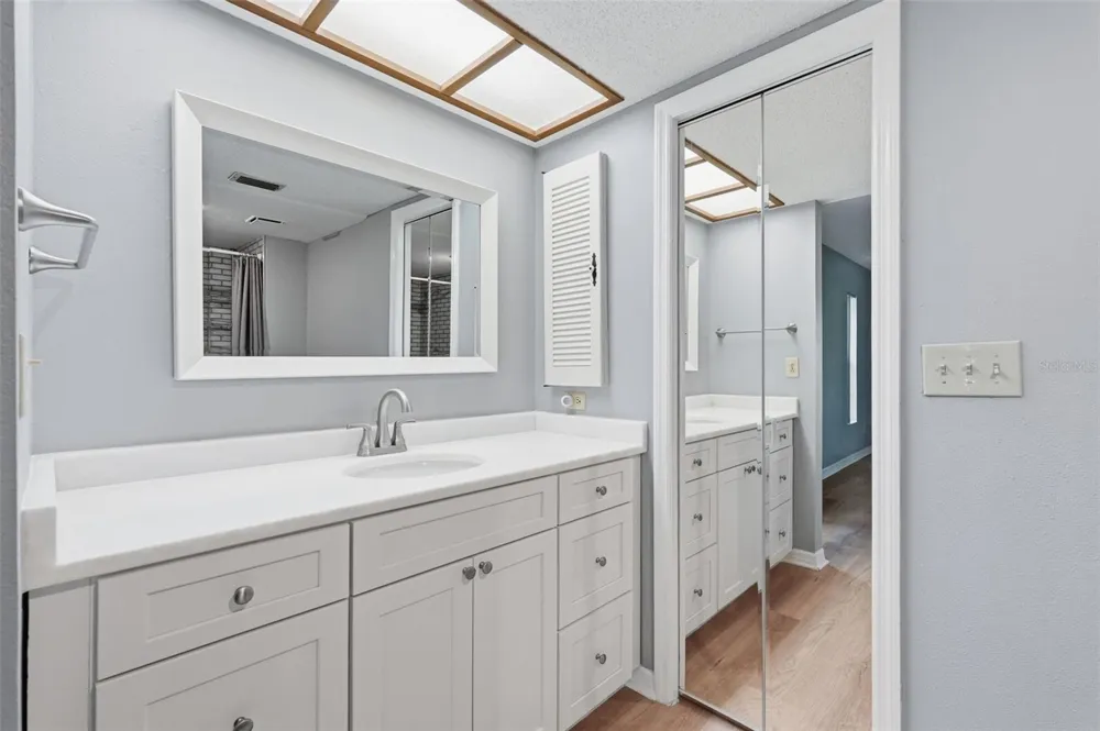 3163 LANDMARK DRIVE #615 Clearwater, FL 33761
