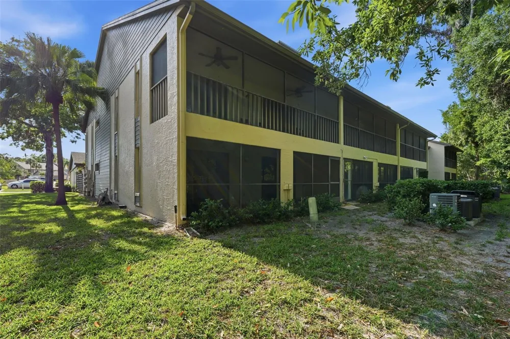 3163 LANDMARK DRIVE #615 Clearwater, FL 33761