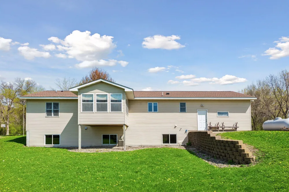 505 3rd Avenue SE Norwood Young America, MN 55397