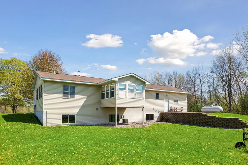 505 3rd Avenue SE Norwood Young America, MN 55397